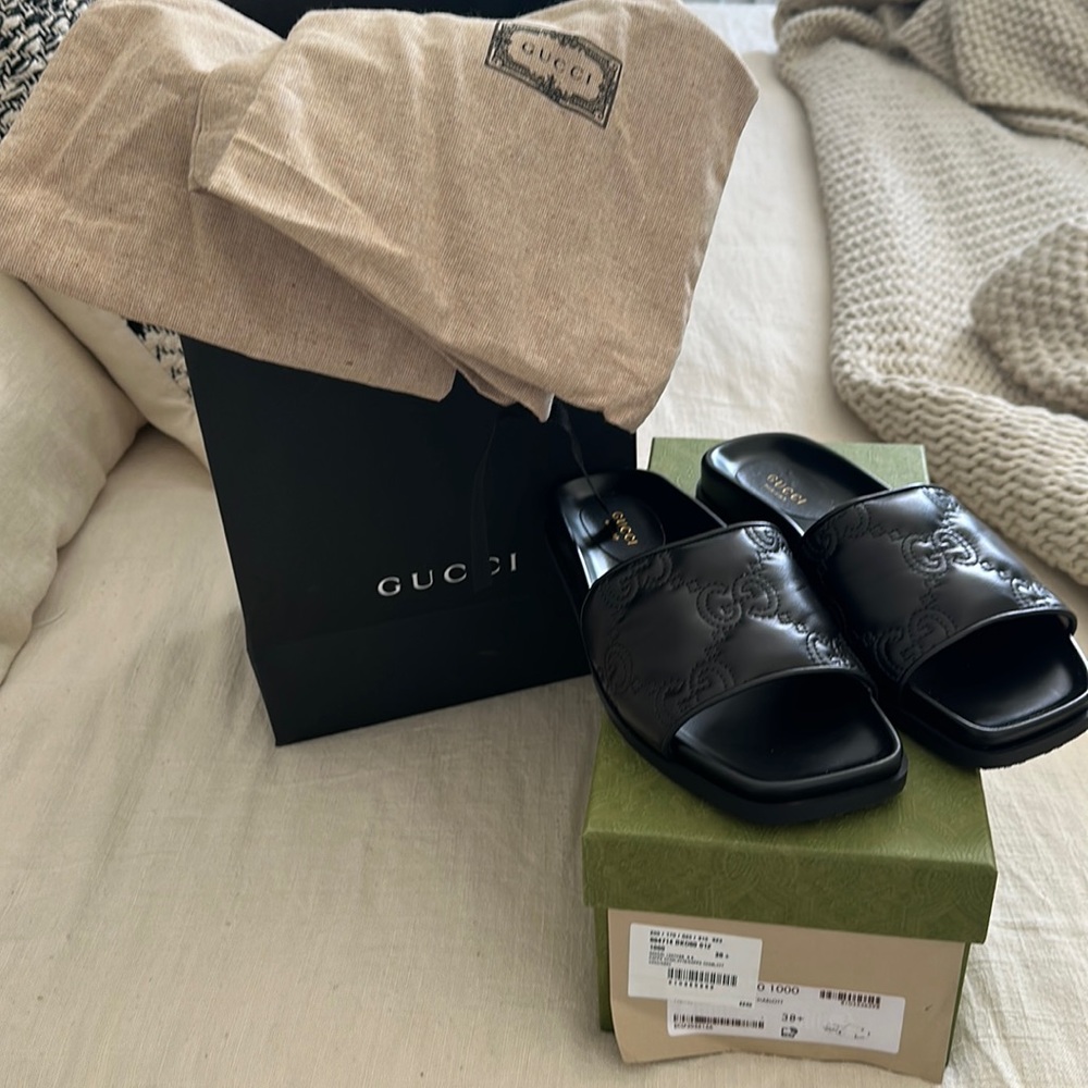 Gucci sandals